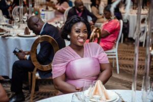 Article : Portrait de ADODO Léonce Dahoué, une entrepreneure passionnée des tissus